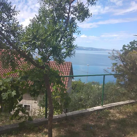 Apartman Leona Apartment *