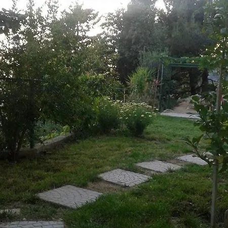 Apartman Leona Apartment