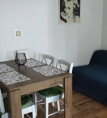 Apartman Leona Apartment Omis